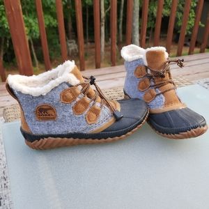  Sorel Youth Out N About Plus Rain Boots